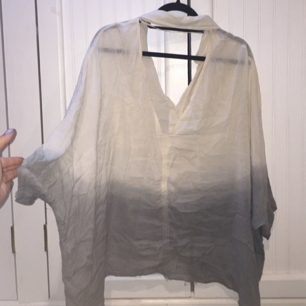 Ombré Button Down Top - Picture 4 of 5